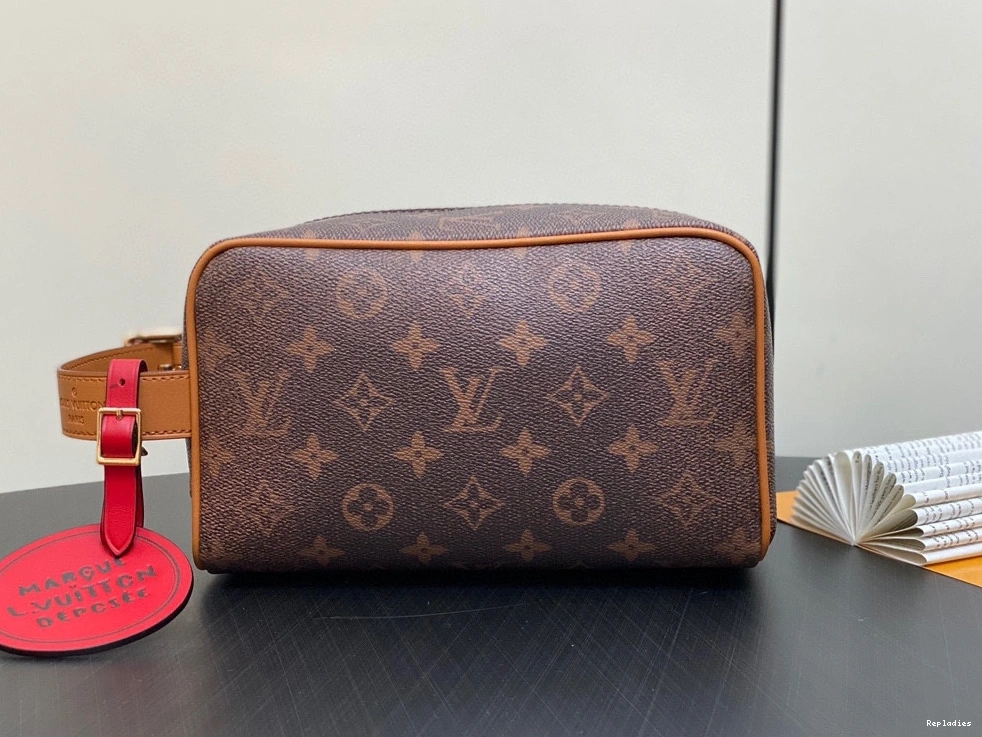 Cheap bag-23*13*12CM DOPP LOUIS LOCKER KIT VUITTON 0711